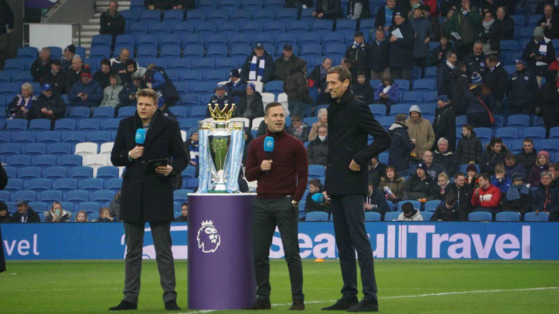 全场冷静的 全场冷静的